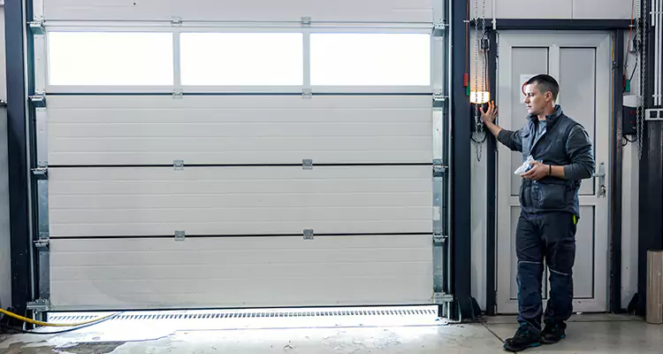 Modern Overhead Door Repair in Clermont, FL