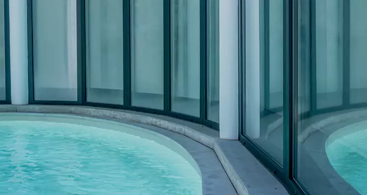 Repair Polyester Screen for Pool Enclosure in Clermont, FL