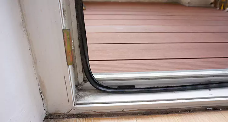 Why Choose Us for Leaking Sliding Glass Door Repair in Clermont, FL?