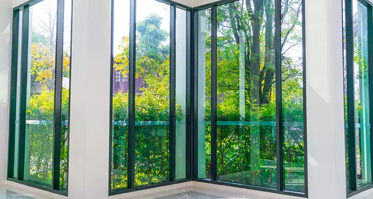 Emergency Balcony Door Glass Repair in Clermont, FL