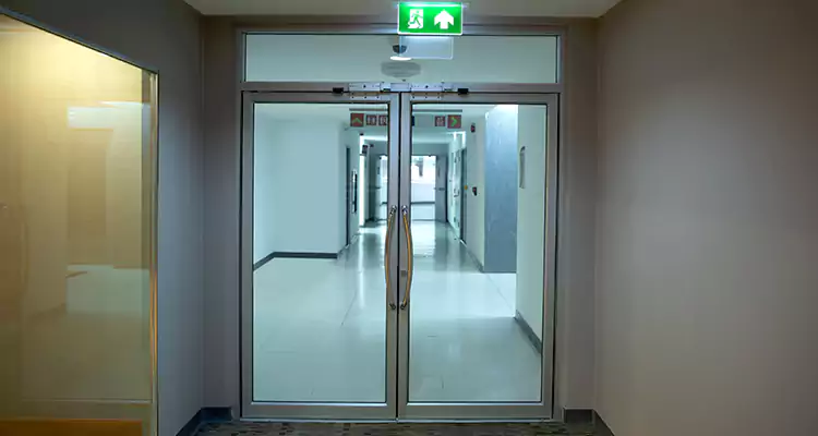 Emergency Glass Door Repair in Clermont, FL