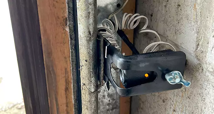 Fix Broken Garage Door Sensor in Clermont, FL